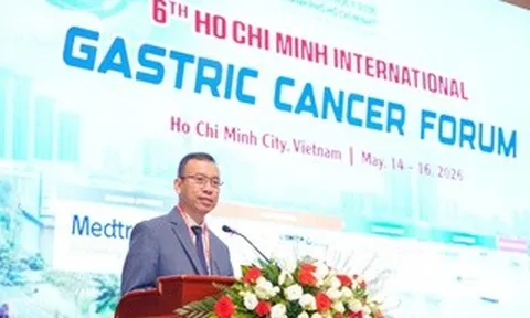 Có thể điều trị nội soi ung thư dạ dày, không cần phẫu thuật