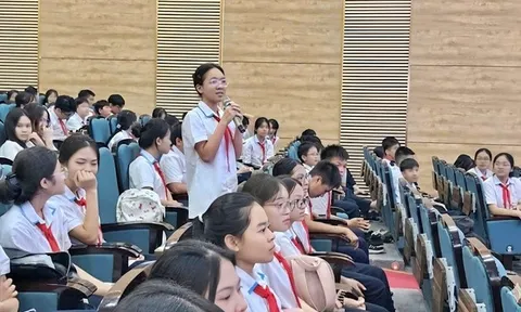 Hội Luật gia Tp.Hải Phòng tuyên truyền phòng chống bạo lực học đường cho hơn 400 học sinh