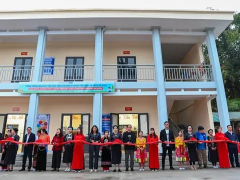 UNIQLO Việt Nam khánh thành nhà bán trú mới cho học sinh dân tộc thiểu số tại Tuyên Quang