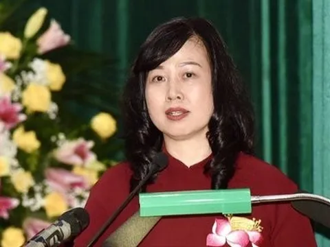 Quyền Bộ trưởng Bộ Y tế: “Giá như trước đây tôi học ngành y”