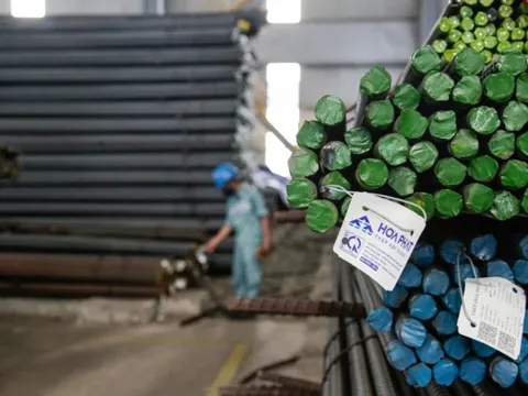 Thép xây dựng giảm giá 8 lần trong 2 tháng