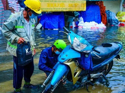 Miền Nam, miền Trung đón mưa rất lớn, miền Bắc hửng nắng