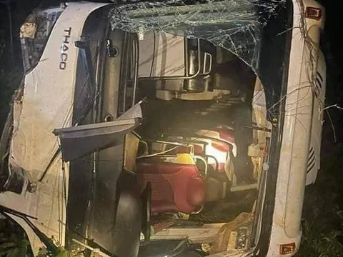 Xe chở khách du lịch bị lật ở Vườn quốc gia Xuân Sơn, 3 người tử vong, 10 người bị thương