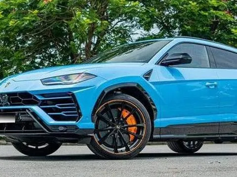 Lamborghini Urus màu Blu Cepheus hàng độc tại Việt Nam: Giá 23,5 tỷ đồng, nội thất phong cách Hermes theo xu hướng