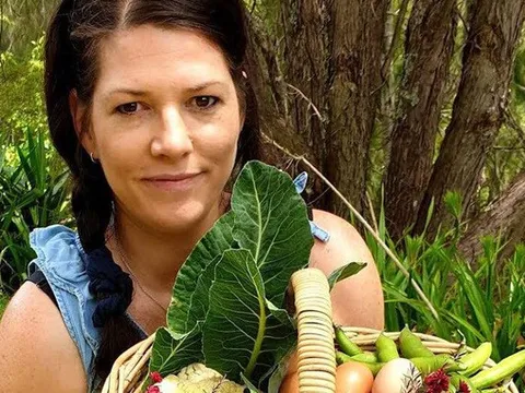 Yêu thích phim "Ngôi nhà nhỏ trên thảo nguyên", người phụ nữ quyết dành cả đời để trồng rau sạch