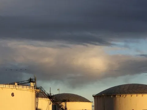 Giá dầu diesel tại châu Âu trải qua cú trượt dài đầy kinh ngạc, nguyên nhân do đâu?