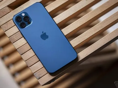 Apple mở bán trở lại iPhone 12 Pro tân trang với mức giá rẻ không tưởng từ 17 triệu đồng