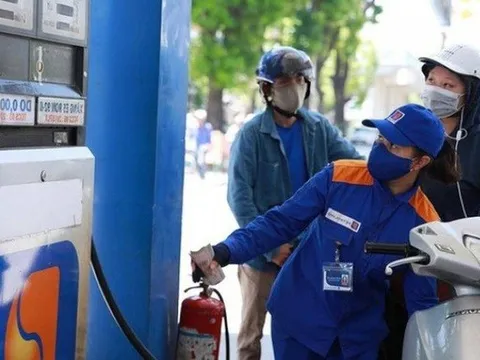 Chính phủ yêu cầu Bộ Tài chính trình phương án giảm thuế xăng dầu trong tháng 7