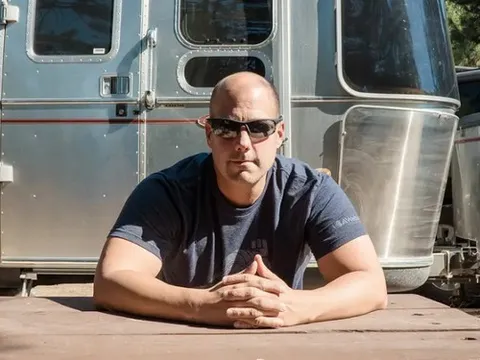 10 thói quen đơn giản giúp triệu phú tự thân tích lũy được 1 triệu USD, nghỉ hưu ở tuổi 35