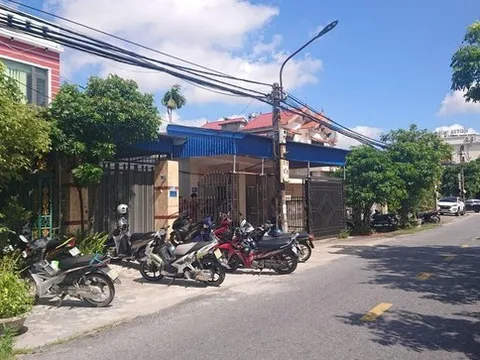 Phát hiện Phó giám đốc Trung tâm phát triển quỹ đất trong tư thế treo cổ