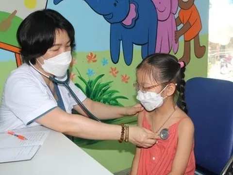 Cúm A: Khi nào cần đưa trẻ đi khám?