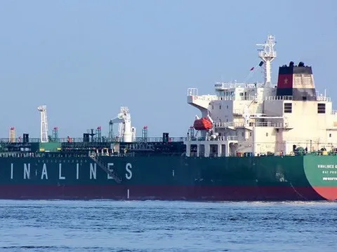 Không chỉ "hồi sinh" khi giá cước tăng, nửa đầu năm Tổng Công ty Hàng hải lãi tăng gấp đôi lên 2.123 tỷ nhờ được xoá nợ xấu