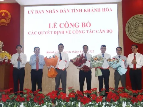 Khánh Hòa: Công bố và trao quyết định điều động, bổ nhiệm 4 cán bộ