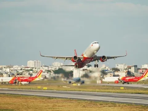Vietjet đạt kết quả kinh doanh tích cực sáu tháng đầu năm, thích ứng để phục hồi kinh tế cùng các địa phương và cả nước