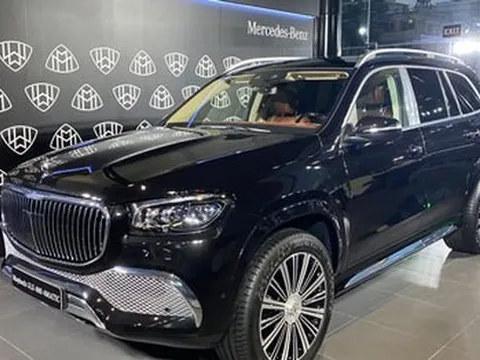 Ôtô sang vẫn hút khách