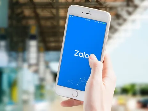 Zalo chính thức bóp tính năng, thu phí tới 400.000 đồng/tháng: Xuất hiện "làn sóng" xoá app, đánh dấu 1 sao