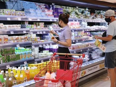 Tháng 7, tổng mức bán lẻ hàng hóa, doanh thu dịch vụ tiêu dùng tăng 42,6%