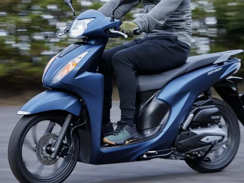 Xe máy Honda giá 42 triệu đồng thêm màu mới cực "cháy", chạy 100km "uống" 1,68 lít xăng