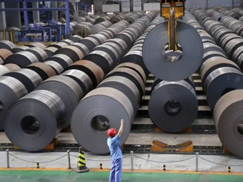Đà rơi chưa có dấu hiệu dừng lại: giá thép giảm lần thứ 12 liên tiếp