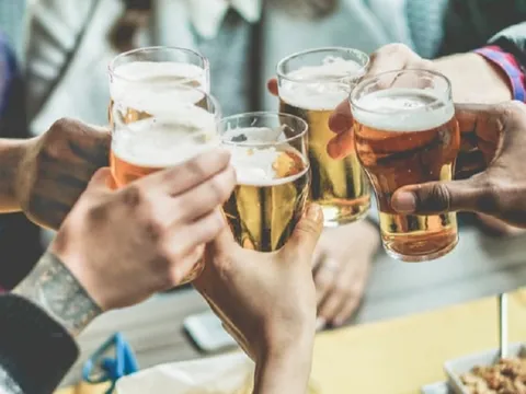 Cách uống bia tốt cho sức khỏe nhất, không phải ai cũng biết