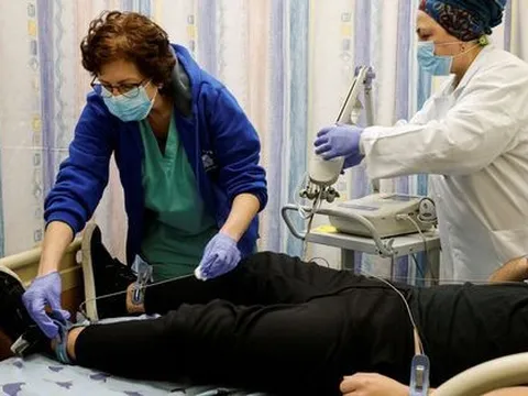 Thử nghiệm thành công thuốc trị "Covid kéo dài" đầu tiên