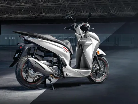 Mẫu xe tay ga sang chảnh Honda SH lần đầu tiên chạm đáy, bán thấp hơn cả giá đề xuất