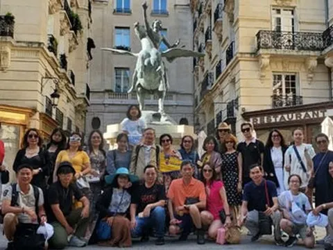 Doanh nghiệp du lịch "sốt ruột"