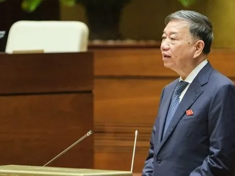 Bộ trưởng Bộ Công an trả lời chất vấn tại phiên họp Ủy ban Thường vụ Quốc hội