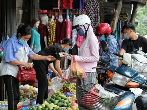 Còn bất cập tại khâu trung gian hàng hóa
