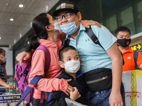 Tập đoàn FPT đón 200 trẻ mồ côi do Covid -19 đến trường Hy Vọng trước thềm năm học mới