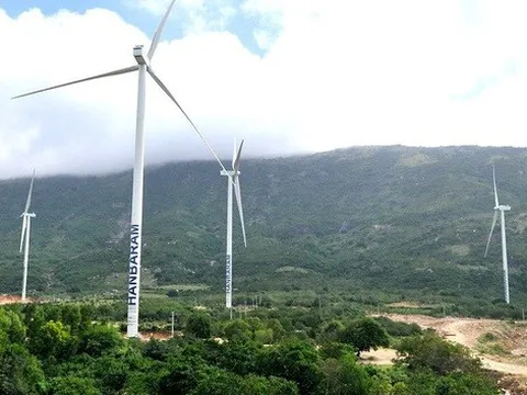 'Xem xét lại' dự án năng lượng tái tạo đã vận hành: Nhà đầu tư lo bị làm khó