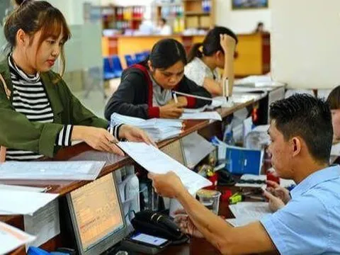 Chính sách tiền lương khi tinh giản biên chế được thực hiện thế nào?