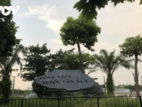 Công viên Thiên văn học đẹp như tranh vẫn đóng cửa, người dân háo hức ngóng đợi