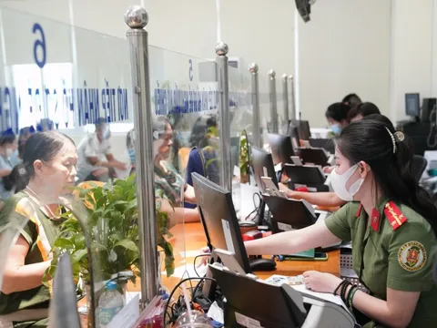 Tây Ban Nha công nhận hộ chiếu mới của Việt Nam