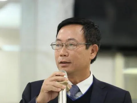 Cựu Chủ tịch Ủy ban Chứng khoán Trần Văn Dũng về Phòng Báo chí - Tuyên truyền