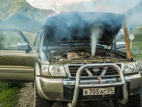 Những lí do khiến ô tô gặp hỏa hoạn