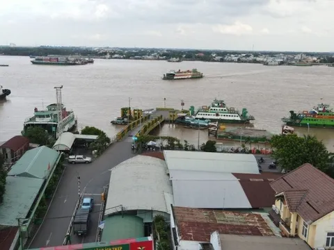 Tp.HCM: Giảm ùn tắc tại phà Cát Lái nhờ giải pháp đồng bộ