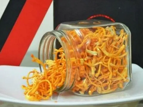 Chuyên gia chỉ sự thật về Đông trùng hạ thảo giá vài trăm nghìn