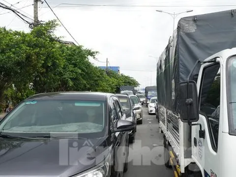 Đề xuất lập dự án thu phí xe ô tô vào trung tâm TPHCM