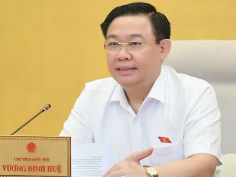 Chủ tịch Quốc hội: Tranh chấp, rủi ro về hợp đồng dầu khí ai chịu trách nhiệm?