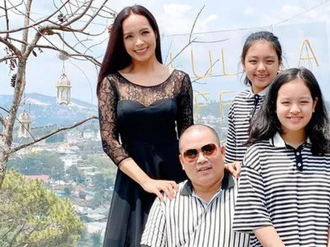 Cuộc sống viên mãn của cựu siêu mẫu Thúy Hạnh ở tuổi 44