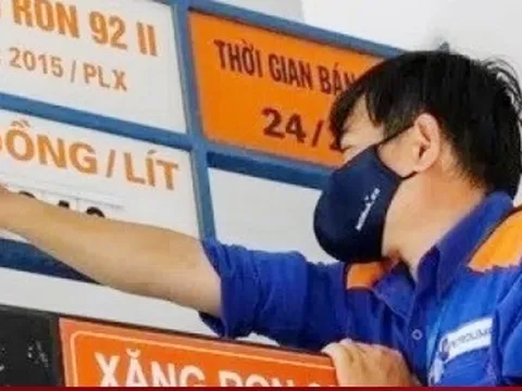 Xăng có thể về 22.000 đồng/lít