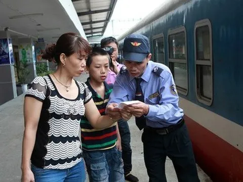 Đường sắt giảm cước 3-5% sau khi xăng dầu giảm mạnh