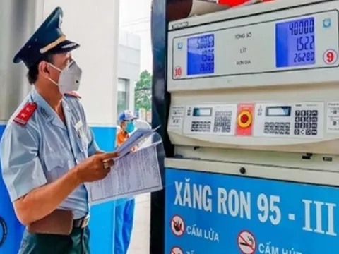 "Mạnh tay" thanh lọc thị trường xăng dầu