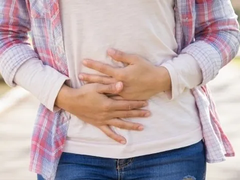 10 dấu hiệu của ung thư đại tràng bạn không nên ngó lơ