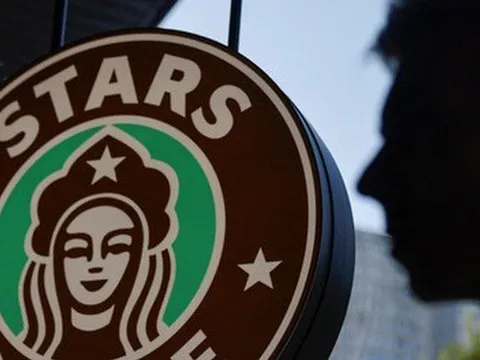 Starbucks thành Stars Coffee tại Nga, hình thức một 9 một 10