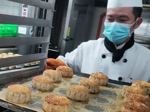 Có gì trong bánh trung thu mà 'hét' giá 20 triệu đồng?