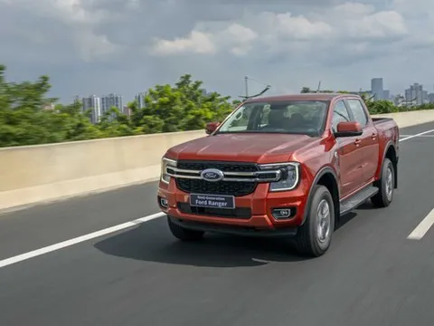 Ford Ranger 2022 chính thức ra mắt thị trường Việt với 6 phiên bản, giá khởi điểm 659 triệu đồng