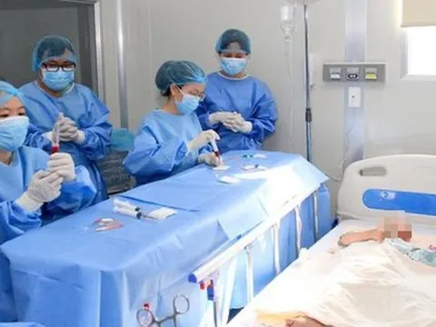 Bệnh nhân ung thư nhập viện điều trị tăng 30%-45% mỗi năm