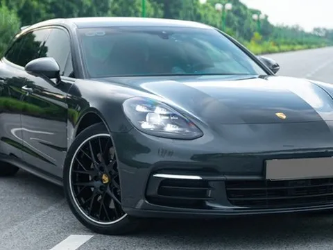 Porsche Panamera 4 Sport Turismo siêu hiếm ở Việt Nam được bán lại với giá 6,7 tỷ đồng
